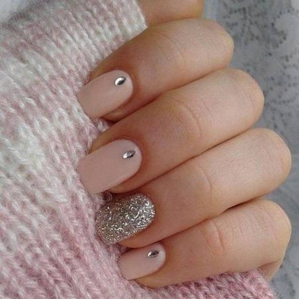 Qué manicura hacer en la escuela el 1 de septiembre, una foto. Ideas de manicura para el Día del Conocimiento para alumnos de 9 ° y 11 ° grado