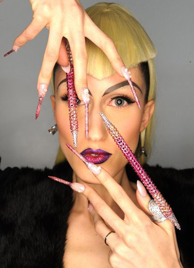 Manicura elegante esta temporada es impactante para el público