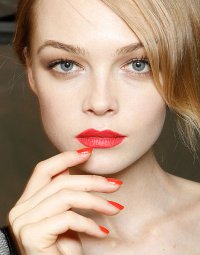 Esmalte de uñas de moda 2012