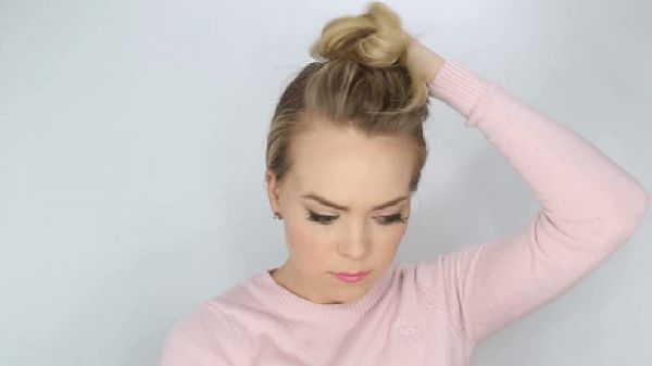 Peinado por el Año Nuevo del Petardo por sus propias manos: ideas de moda para el cabello corto, mediano y largo, foto