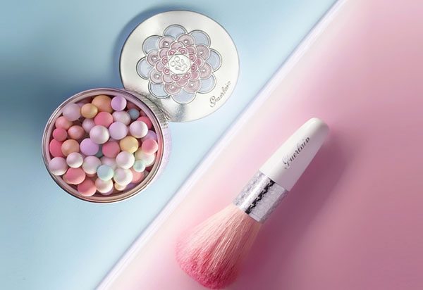 Brillo de lujo: colección decorativa Guerlain Meteorites Happy Glow 2017