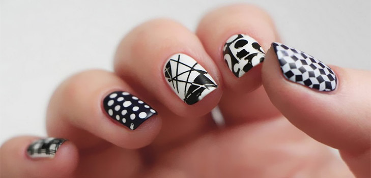 Minimalismo con estilo: una manicura monocromática - tendencia-2016