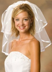 Peinados de novia con velo corto Peinados de novia con velo corto