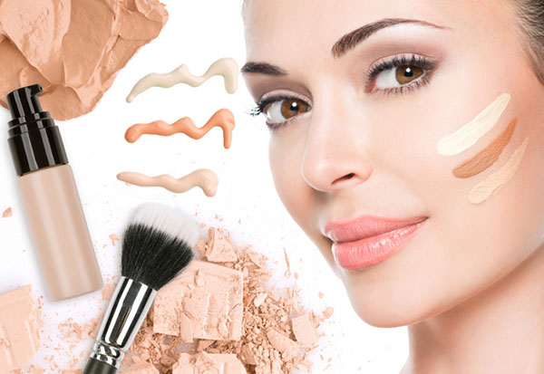 La técnica del maquillaje correcto: cuatro reglas de los artistas del maquillaje