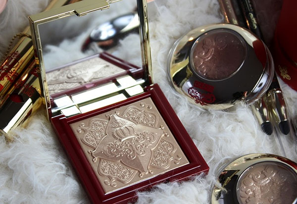 Triumph of the Queen: colección decorativa Pupa Red Queen Holiday 2016-17