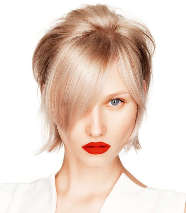 Corte de pelo elegante sin estilo - fotos y reseñas