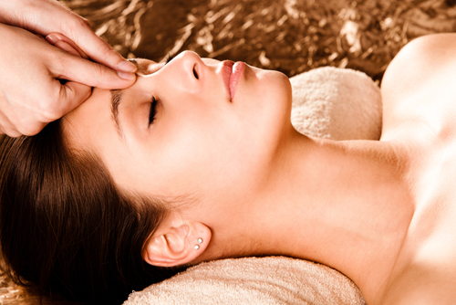 Masaje facial japonés
