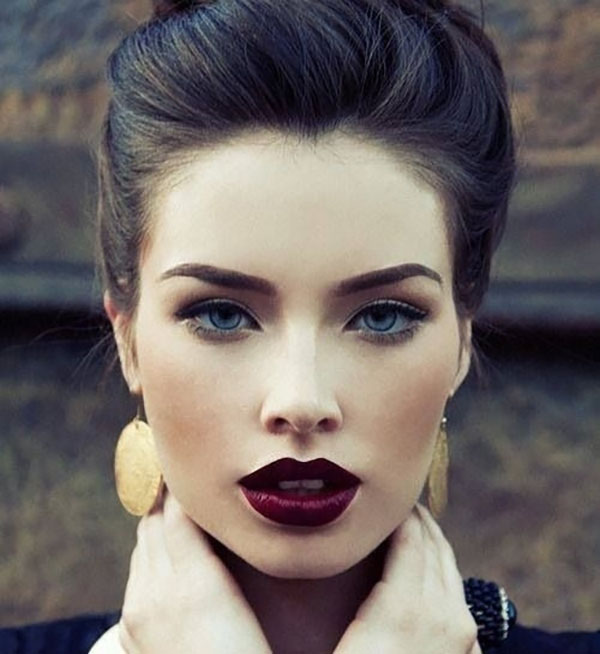 Labios brillantes como tendencia del invierno 2016-2017