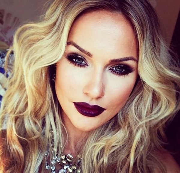 Labios brillantes como tendencia del invierno 2016-2017