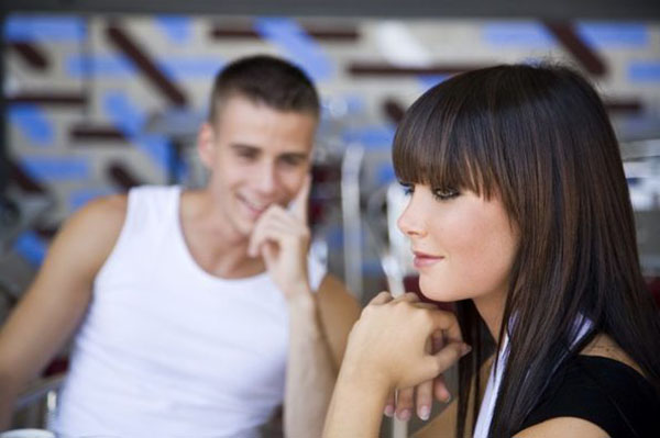 7 poses y gestos que funcionan sin falta en los hombres