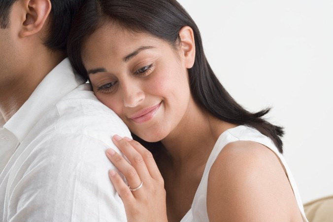 mujer sonriendo