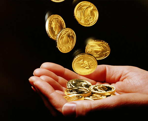 Amuletos para atraer la energía del dinero con sus propias manos en ritos mágicos especiales
