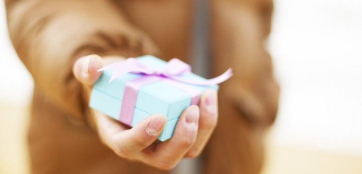 Qué regalarle a su esposa por Año Nuevo