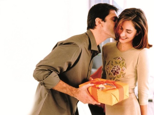 Qué regalarle a su esposa por Año Nuevo