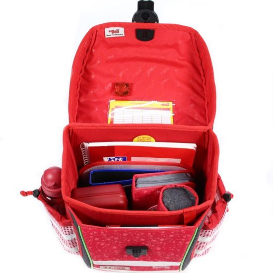 Mochila para un niño de primer grado