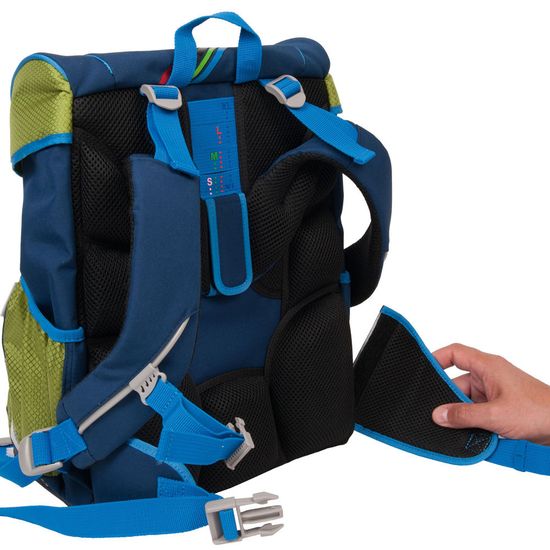 Mochila para un niño de primer grado