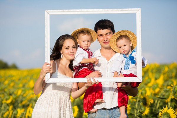 El Día de la Familia 2016 - la historia y las tradiciones de las vacaciones, los eventos del 8 de julio de 2016. Felicitaciones por el Día de la Familia, el Amor y la Fe en Versos y Prosa