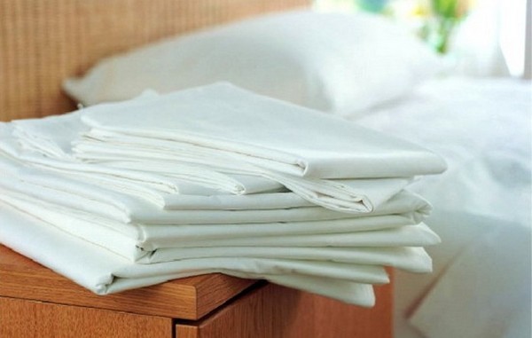 Cómo blanquear las cosas blancas en casa