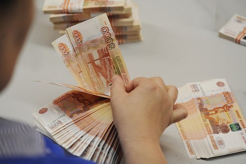 Cómo transferir rublos a hryvnia y viceversa