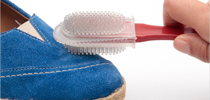 Cómo limpiar los zapatos de ante en casa