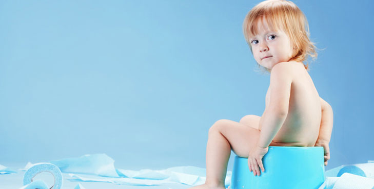 acostumbrar a un niño a una olla
