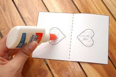 Cómo hacer una tarjeta para el Día de San Valentín con tus propias manos