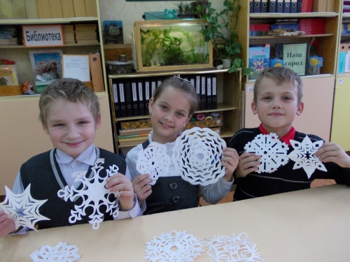 Cómo decorar una escuela para el Año Nuevo