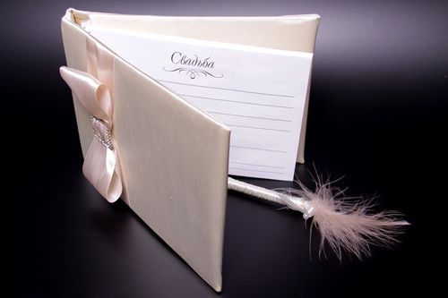 El libro de deseos para la boda con sus propias manos