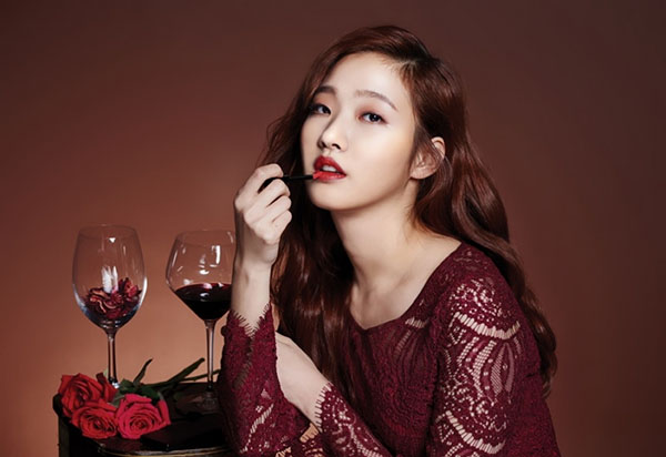 Cosméticos en un vaso: una colección de vinos de maquillaje Chateau Labiotte