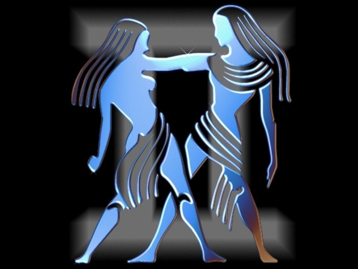 mujeres gemelas en 2015