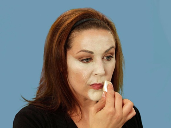 Scary maquillaje para Halloween con tus propias manos para niñas y niñas