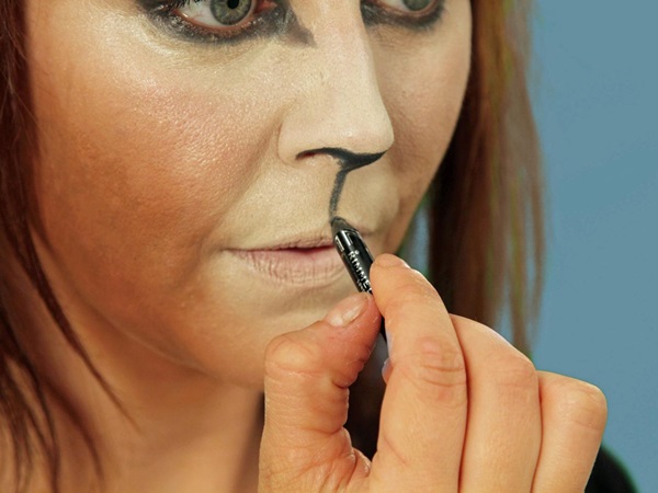 Scary maquillaje para Halloween con tus propias manos para niñas y niñas