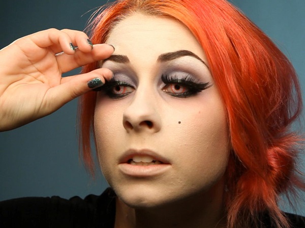Scary maquillaje para Halloween con tus propias manos para niñas y niñas