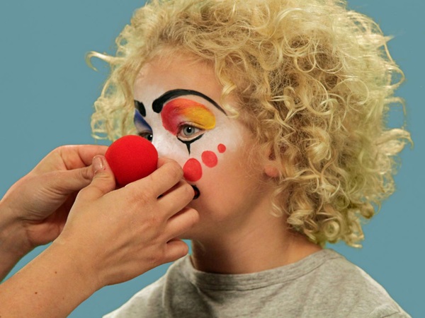 Scary maquillaje para Halloween con tus propias manos para niñas y niñas