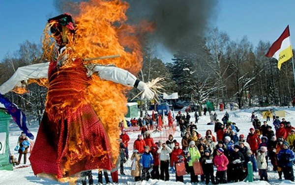 Maslenitsa-2016: las principales tradiciones y hermosas felicitaciones