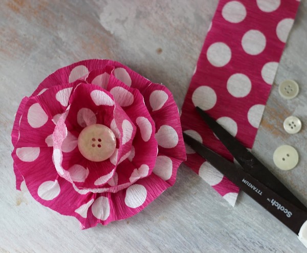 Artesanía para el Día de la Madre con sus propias manos: para jardín de infantes y primera clase, para la escuela, de papel de colores, servilletas