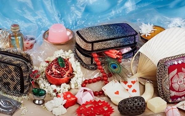 Almohada para Cenicienta: bolsos de embrague Piloutin por Christian Louboutin
