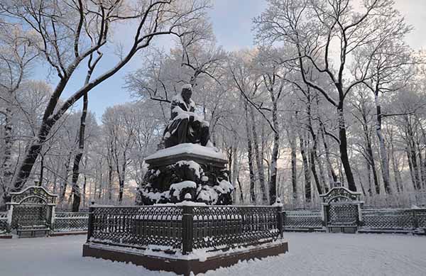 El clima en San Petersburgo en enero de 2017 - al principio, a mediados y al final del mes (durante 14 días), pronóstico detallado y preciso del Centro Hidrometeorológico