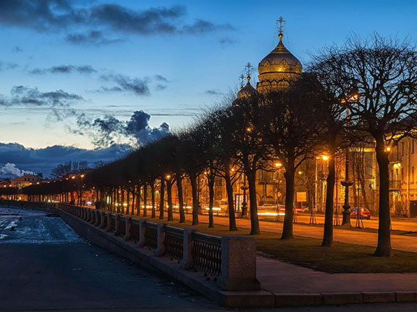 El tiempo en San Petersburgo en abril de 2017