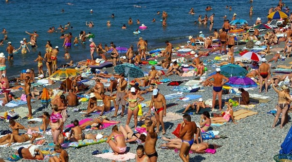 Qué clima se espera en Sochi en agosto de 2016, de acuerdo con las previsiones del centro hidrometeorológico y de acuerdo con las revisiones de los turistas, la temperatura del agua y el aire en Sochi en agosto
