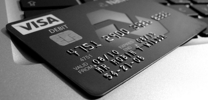 Métodos de transferir dinero de la tarjeta al teléfono