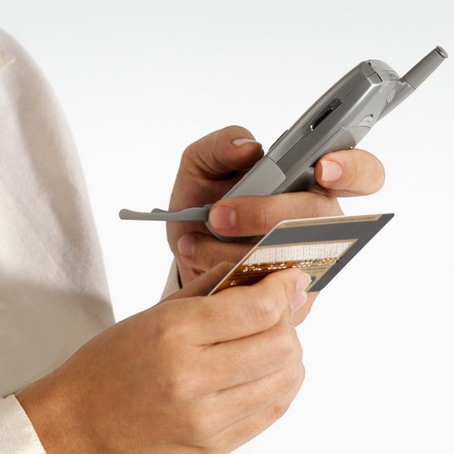 Métodos de transferir dinero de la tarjeta al teléfono