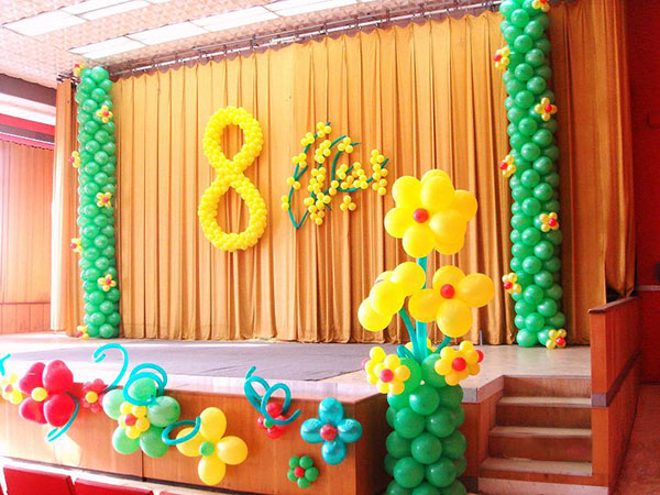 Felicidades a las chicas el 8 de marzo
