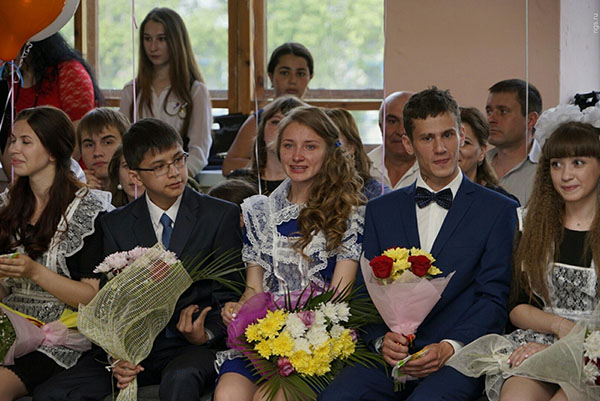 Hermosas felicitaciones por la graduación en 2017 para los grados 9 y 11