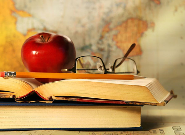 Felicidades el 1 de septiembre de 2017 a estudiantes y estudiantes
