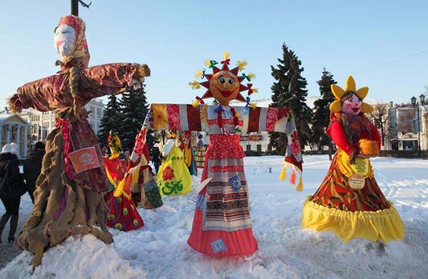 Felicitaciones por Maslenitsa 2017