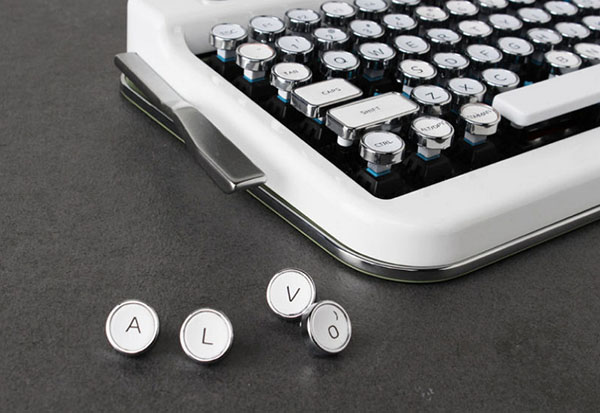 Trabajando con placer: el teclado de bolsillo Penna de Elretron