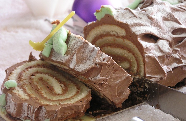 Arbusto de Navidad Bush Noël: una receta con una foto. Cómo cocinar un registro de año nuevo de Bush de Noel, receta paso a paso