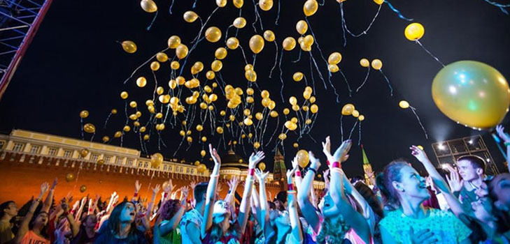 Las escenas más ridículas en el baile de graduación