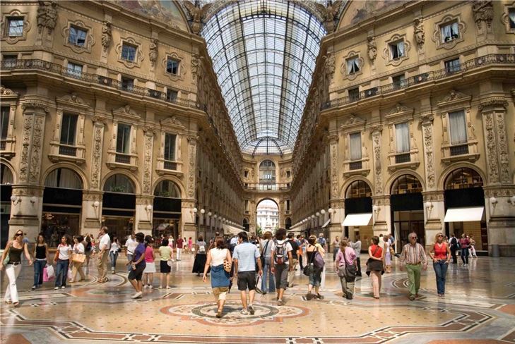Comprar en Italia: las características de comprar ropa en Milán